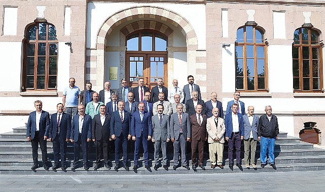 Esnaf Odaları Birliği’nden Ahilik Haftası’nda Konya Büyükşehir’e Ziyaret