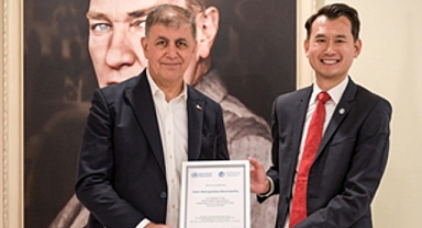 İzmir’in Yaşlı Dostu Şehir unvanı tescillendi