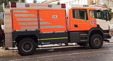 İzmir İtfaiyesi deprem sonrası destek için Sındırgı’da