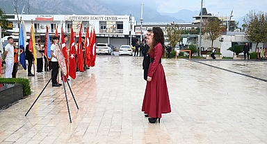 Kemer’de Öğretmenler Günü töreni