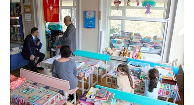 İzmir İl Milli Eğitim Müdürü Hastanedeki Öğrencilerle Buluştu