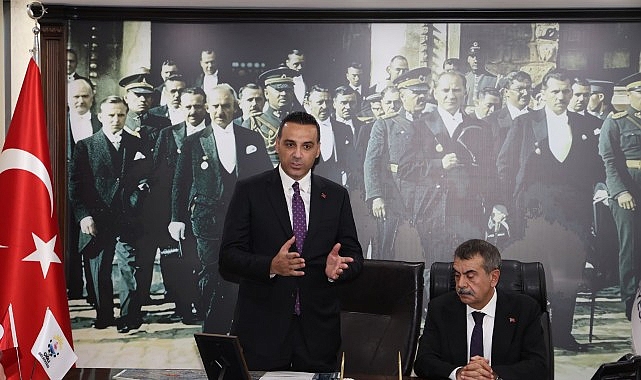 Bakan Tekin’den Çiğli’ye ziyaret